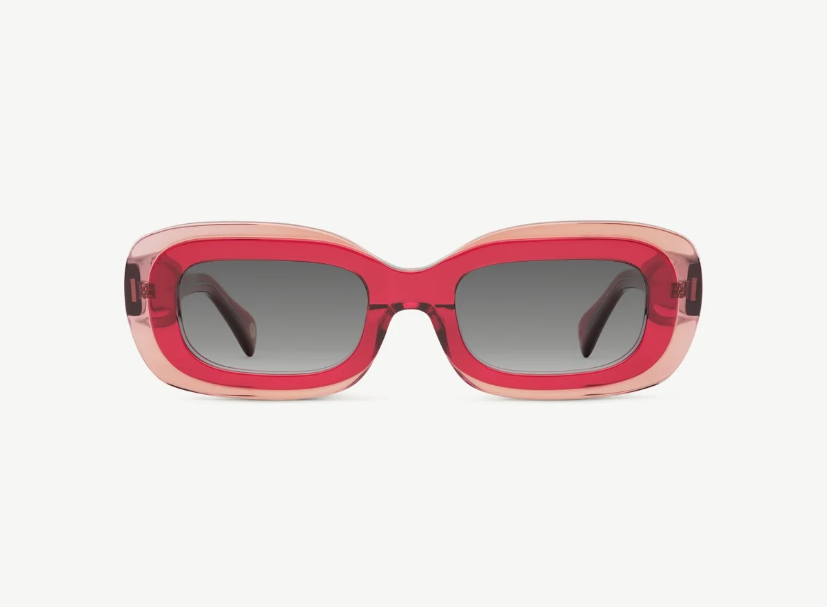 Serene in Crimson Fuse